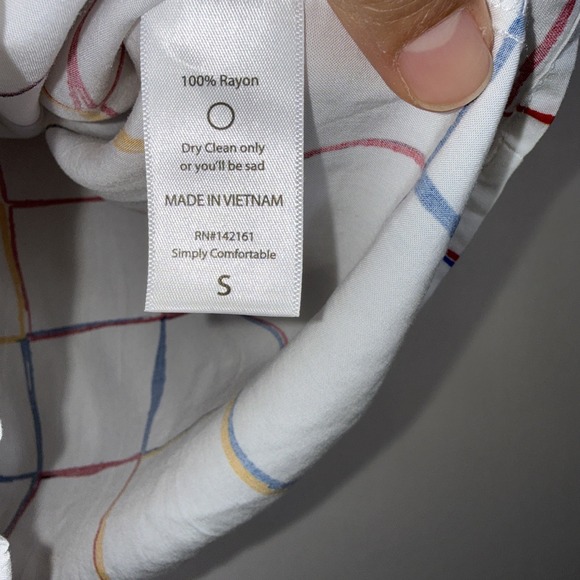 Lula Roe Women's Amy Geometric Pattern Check Blouse Tshirt Button Up Rayon Small - Picture 6 of 7